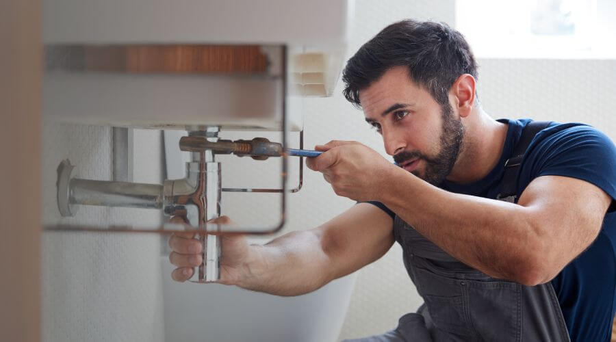 Professional water heater installation services in Rhoadesville, VA
